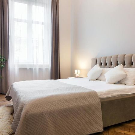 Chopin Apartment In The Center Of לבוב מראה חיצוני תמונה