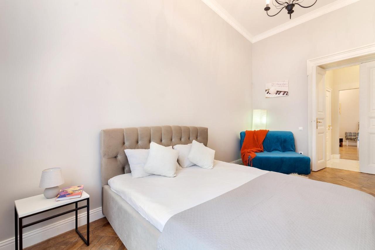 Chopin Apartment In The Center Of לבוב מראה חיצוני תמונה